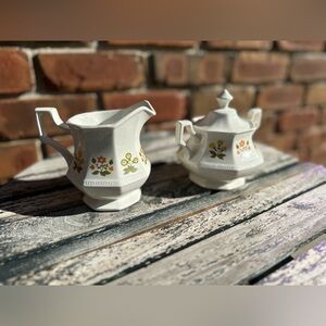 Johnson Brothers Vintage Posy Orange & Olive Sugar Bowl and Creamer